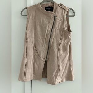 Ethereal Los Angeles beige  zip up vest Sz Small